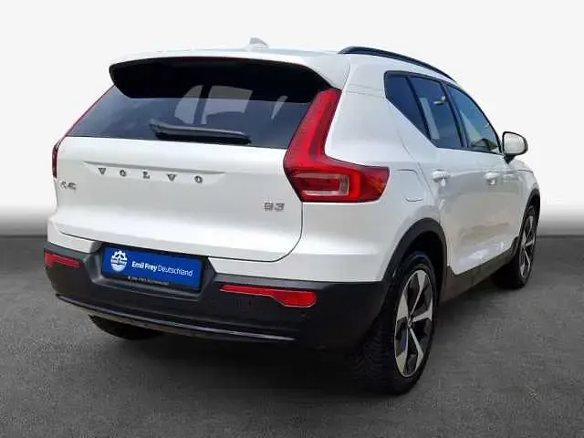Gebraucht Volvo XC40 120 PS (88 kW) 2025 SUV