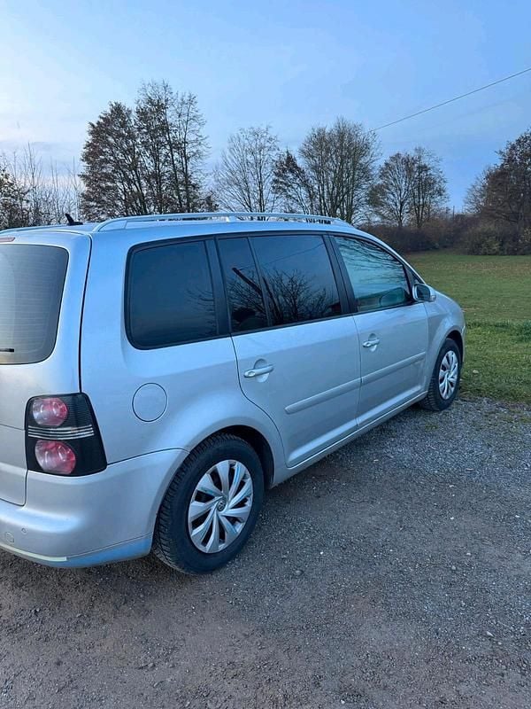 Gebraucht VW Touran 105 PS (77 kW) 2006 Silber Van / Kleinbus