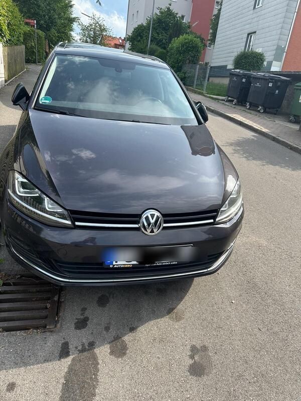 Andere außenfarben Gebraucht 2015 VW Golf VII Limousine | 11.500 € - Bild 1/4