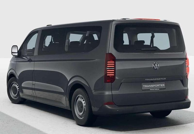 Neu VW T7 150 PS (110 kW) 2025 Graphite dust metallic Van