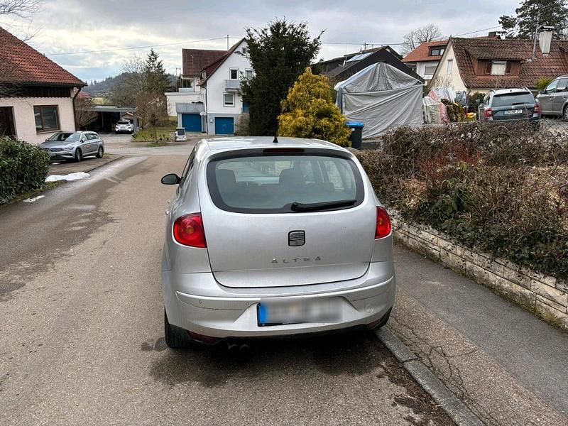 Gebraucht Seat Altea 140 PS (102 kW) 2005 Silber Van / Kleinbus
