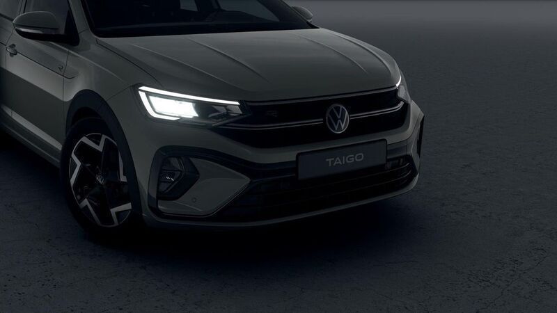 Gebraucht VW Taigo R-line 150 PS (110 kW) 2024 Grau SUV
