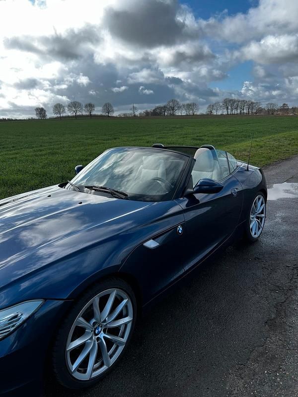 Gebraucht BMW Z4 204 PS (150 kW) 2011 Blau Cabrio