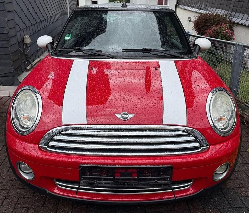 Rot Gebraucht 2009 Mini Cooper Cabriolet Cabrio | 4.999 € (Etwas zu teuer) - Bild 1/4