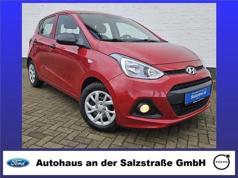 Rot Gebraucht 2016 Hyundai i10 Kleinwagen | 7.898 € (Fairer Preis) - Bild 1/3