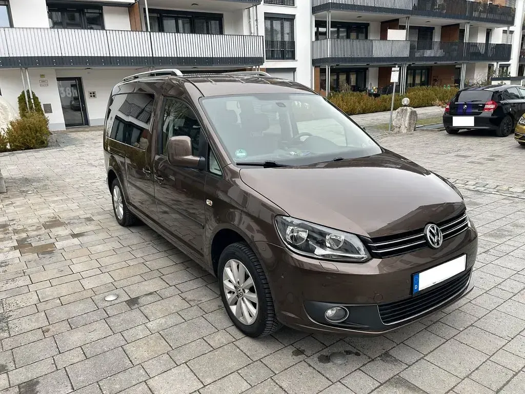 Gebraucht VW Caddy 109 PS (80 kW) 2014 Braun Van / Kleinbus