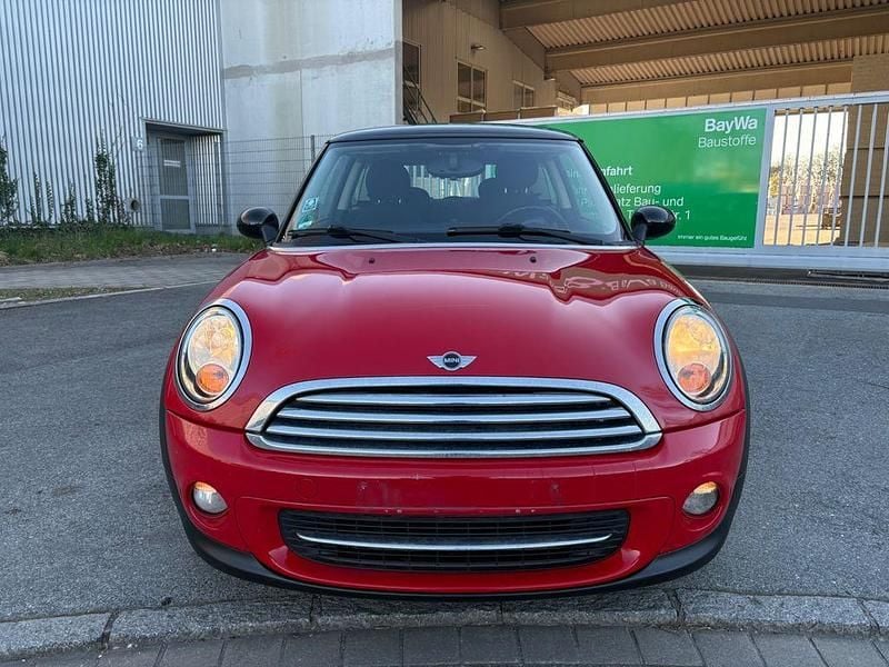 Gebraucht Mini Cooper D 111 PS (81 kW) 2012 Chili (solar) red Kleinwagen