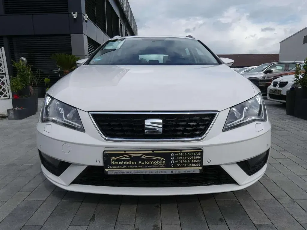 Gebraucht Seat Leon Business 116 PS (85 kW) 2018 "candy" weiss Kombi
