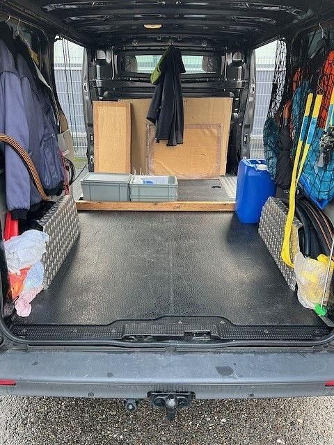 Gebraucht Renault Trafic 114 PS (83 kW) 2014 Schwarz Van / Kleinbus