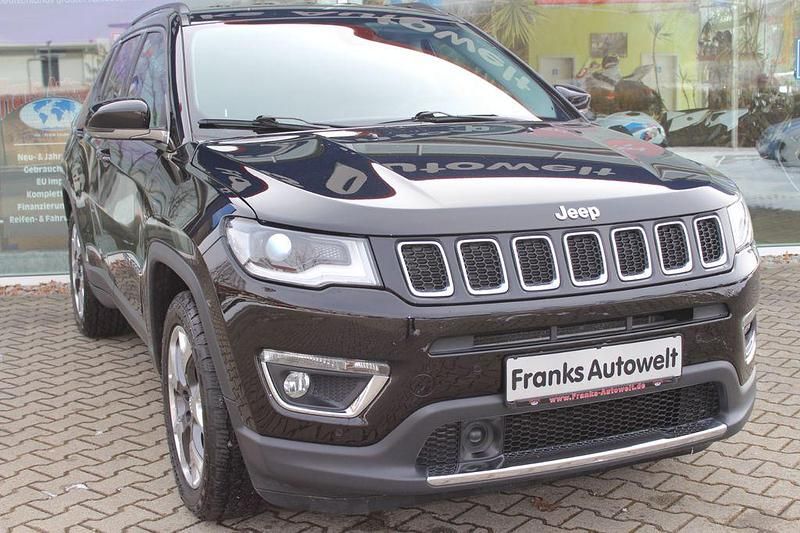 Gebraucht Jeep Compass Limited 140 PS (102 kW) 2020 Schwarz SUV