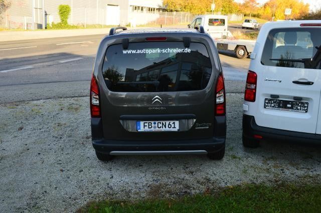 Gebraucht Citroën Berlingo XTR 120 PS (88 kW) 2017 Braun metallic Van / Kleinbus