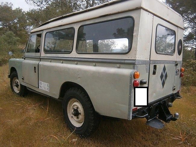 Gebraucht Land Rover Defender 69 PS (50 kW) 1973 Grün SUV