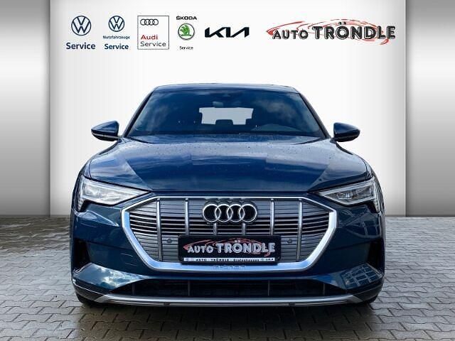 Gebraucht Audi e-tron Advanced 300 kW (408 PS) 2019 Galaxisblau metallic SUV