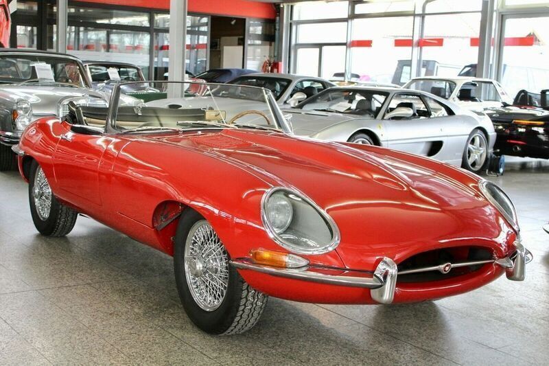 Second-hand Jaguar E-Type S 269 CP (197 kW) 1963 Roșu Cabrio