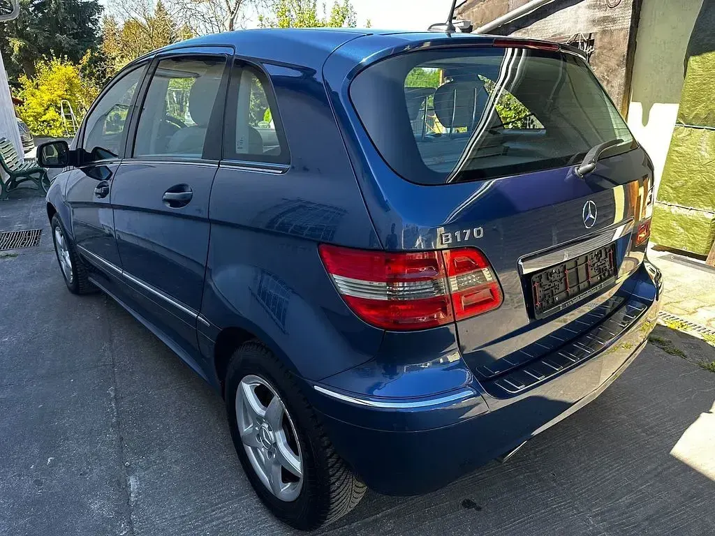 Gebraucht Mercedes B170 116 PS (85 kW) 2009 Blau Van / Kleinbus