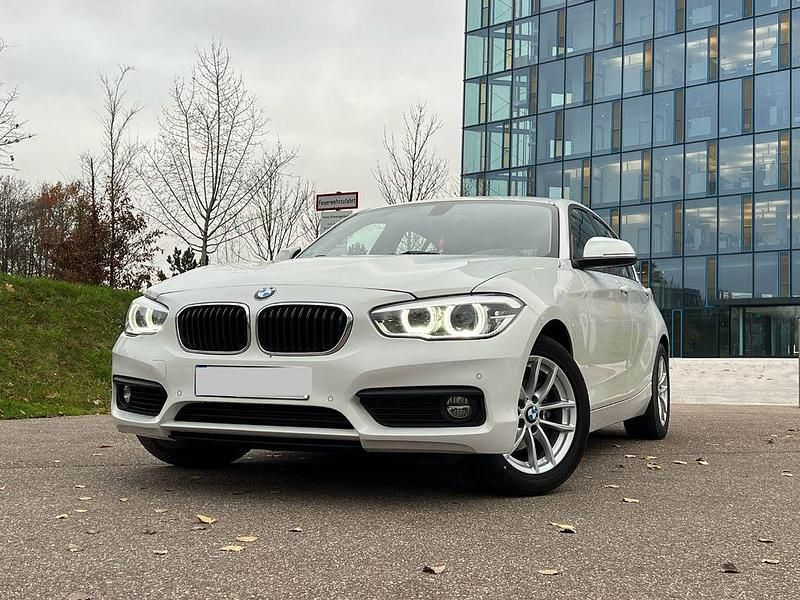 Weiß Gebraucht 2019 BMW 118 Advantage Kleinwagen | 13.500 € (Fairer Preis) - Bild 1/4
