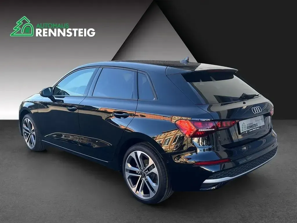 Gebraucht Audi A3 Sport 150 PS (110 kW) 2024 Schwarz Limousine