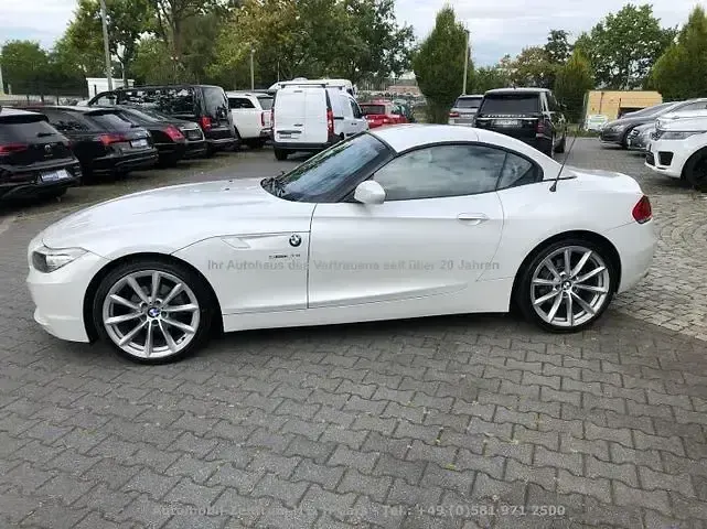 Gebraucht BMW Z4 Sport Line 184 PS (135 kW) 2012 Weiß Cabrio