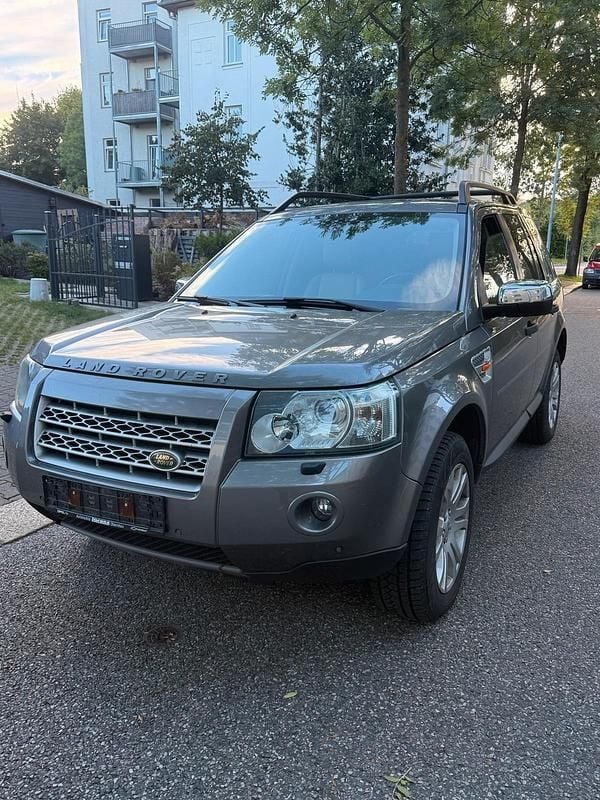 Grau Gebraucht 2007 Land Rover Freelander 2 SUV | 5.800 € (Fairer Preis) - Bild 1/4