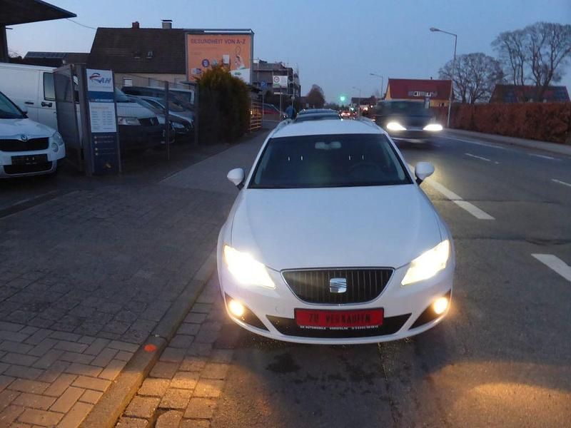Gebraucht Seat Exeo Sport 143 PS (105 kW) 2011 Weiß Limousine