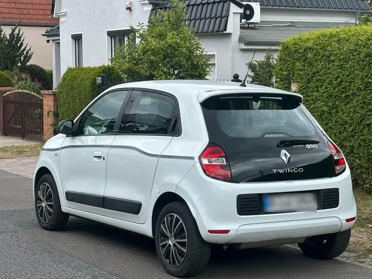 Gebraucht Renault Twingo LIMITED 69 PS (50 kW) 2018 Weiß Kleinwagen