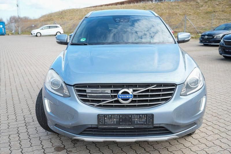Gebraucht Volvo XC60 Summum 190 PS (139 kW) 2017 Blau SUV