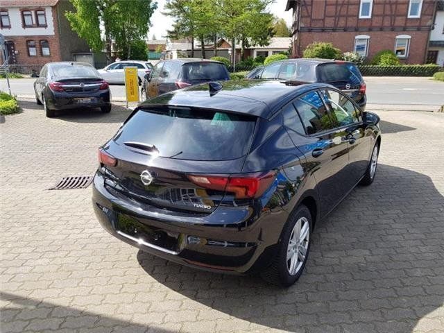 Gebraucht Opel Astra Active 125 PS (91 kW) 2017 Schwarz metallic Limousine