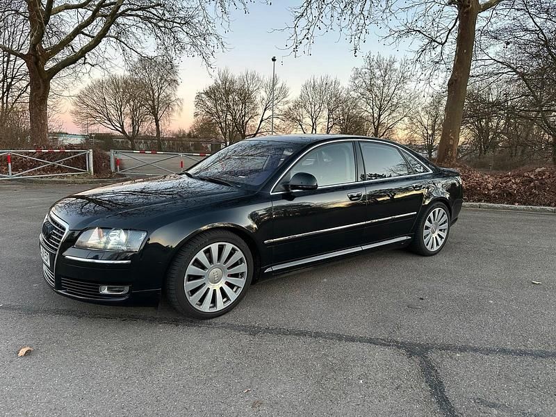 Schwarz Gebraucht 2009 Audi A8 Limousine | 10.499 € (Fairer Preis) - Bild 1/4