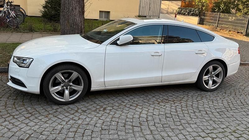 Gebraucht Audi A5 Sportback 170 PS (125 kW) 2014 Weiß Kleinwagen