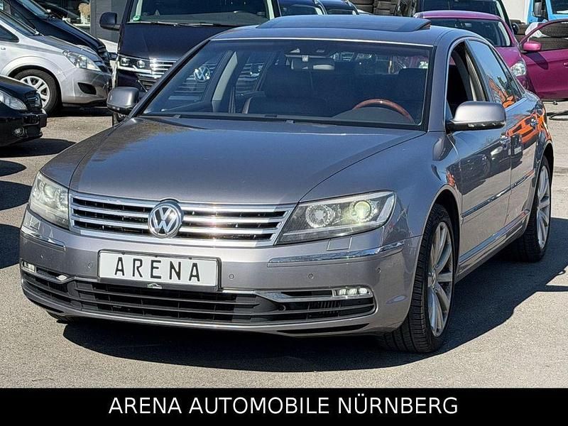 Gebraucht VW Phaeton 239 PS (175 kW) 2011 Arabesque silber Limousine