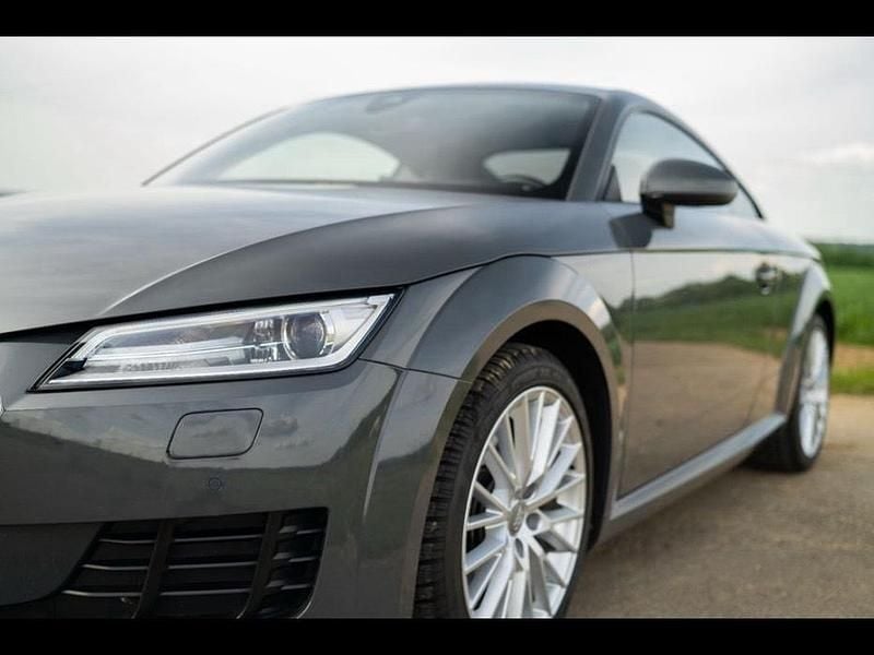 Grau Gebraucht 2015 Audi TT Ambiente Coupé | 21.000 € (Guter Preis) - Bild 1/4