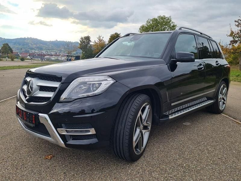 Schwarz Gebraucht 2014 Mercedes GLK350 AMG SUV | 25.400 € (Teuer) - Bild 1/4