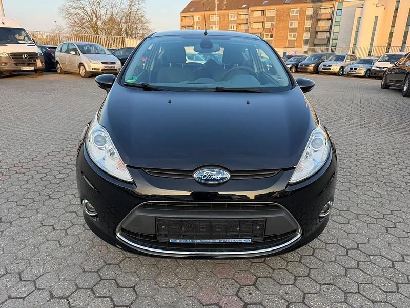 Gebraucht Ford Fiesta Titanium 90 PS (66 kW) 2010 Schwarz Kleinwagen