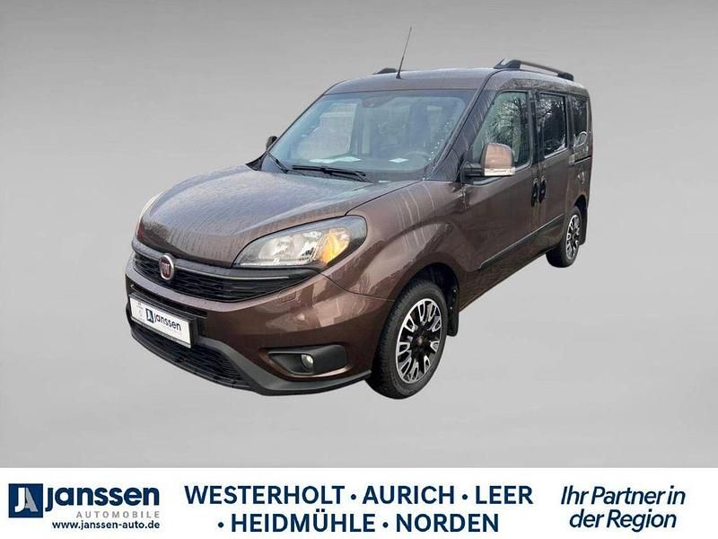 Braun Gebraucht 2019 Fiat Doblò Lounge Van / Kleinbus | 12.790 € (Teuer) - Bild 1/2