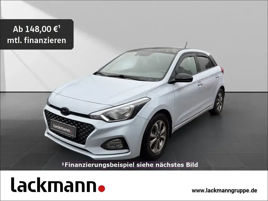 Gebraucht Hyundai i20 Advantage 101 PS (74 kW) 2020 Kleinwagen