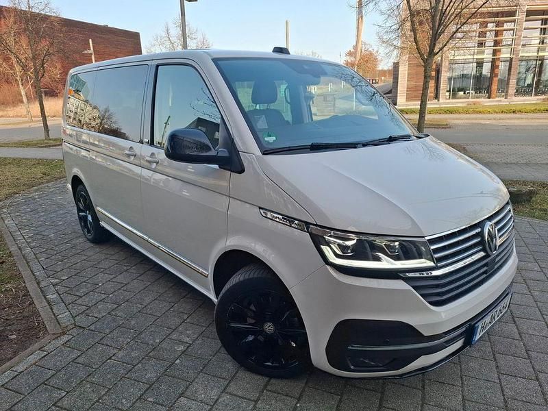 Gebraucht VW Multivan Generation Six 179 PS (131 kW) 2022 Weiß Van