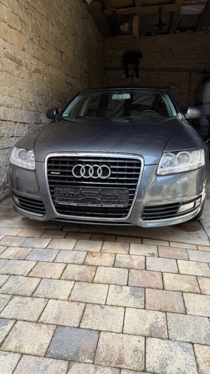 Grau Gebraucht 2010 Audi A6 Comfort Limousine | 5.500 € (Superpreis) - Bild 1/4