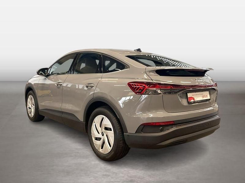 Gebraucht Audi e-tron 150 kW (204 PS) 2023 Kieselgrau SUV