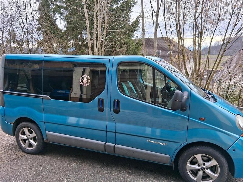 Gebraucht Renault Trafic 135 PS (99 kW) 2004 Blau Van / Kleinbus