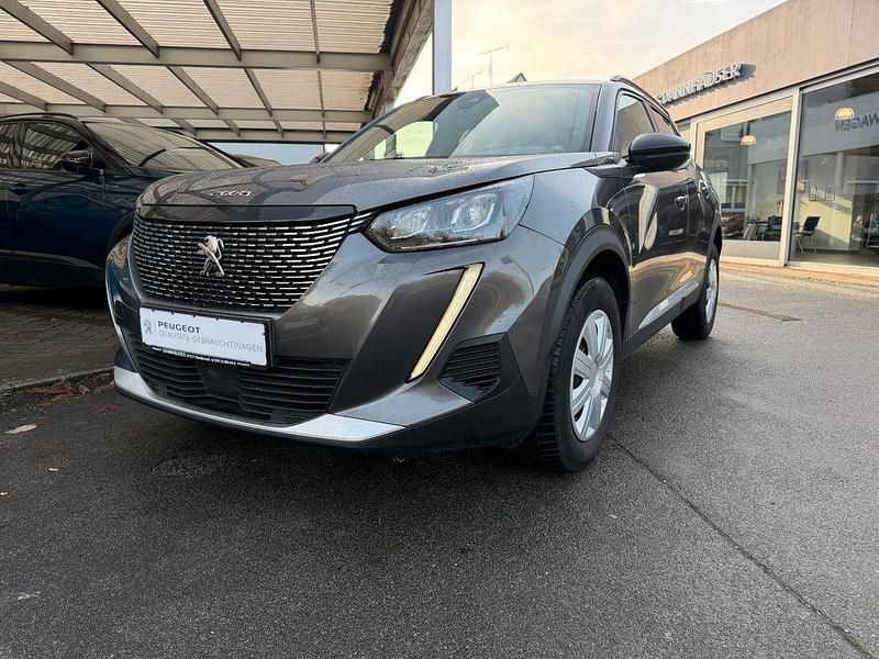Grau Gebraucht 2023 Peugeot 2008 Allure SUV | 17.990 € (Fairer Preis) - Bild 1/4