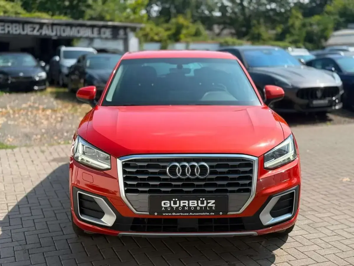 Gebraucht Audi Q2 Sport 150 PS (110 kW) 2019 Orange SUV