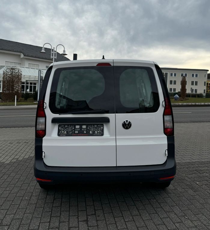 Gebraucht VW Caddy Basis 102 PS (75 kW) 2021 Weiß Van / Kleinbus