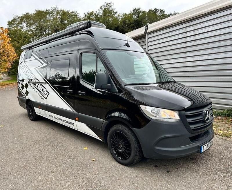 Schwarz Gebraucht 2019 Mercedes Sprinter Van | 73.500 € - Bild 1/4