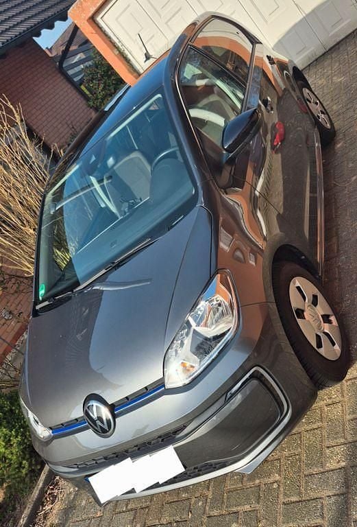 Gebraucht VW e-up! Style 61 kW (83 PS) 2022 Kleinwagen