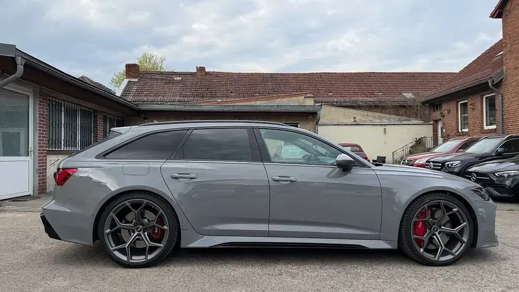 Gebraucht Audi RS6 Performance 630 PS (463 kW) 2023 Grau Kombi