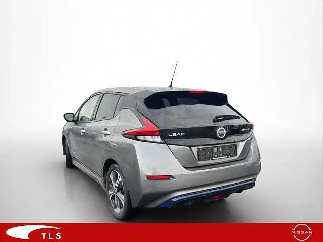 Gebraucht Nissan Leaf 360º 110 kW (150 PS) 2020 Grau Kleinwagen