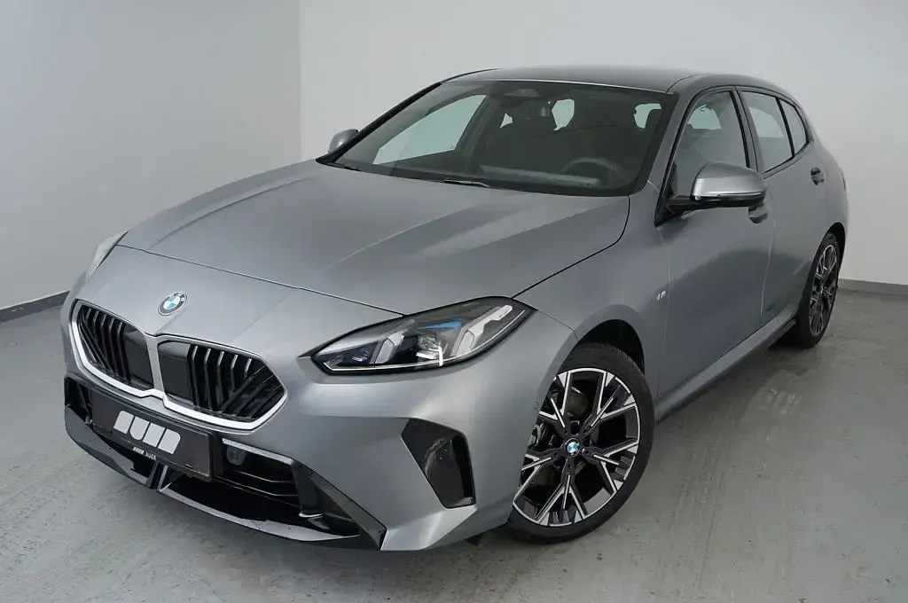 Neu BMW 116 Performance 122 PS (89 kW) 2025 Grau Kleinwagen