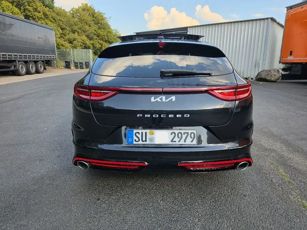 Gebraucht Kia ProCeed GT GT 204 PS (150 kW) 2024 Schwarz Kleinwagen