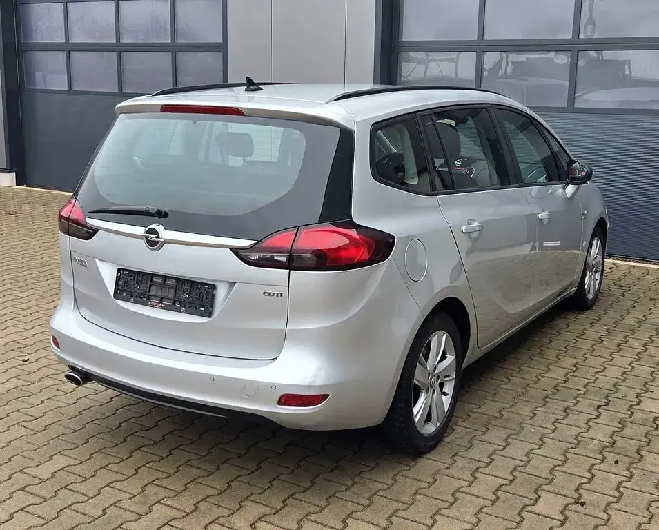 Gebraucht Opel Zafira Tourer drive 170 PS (125 kW) 2016 Argon silber/ice silver (m2) Van / Kleinbus