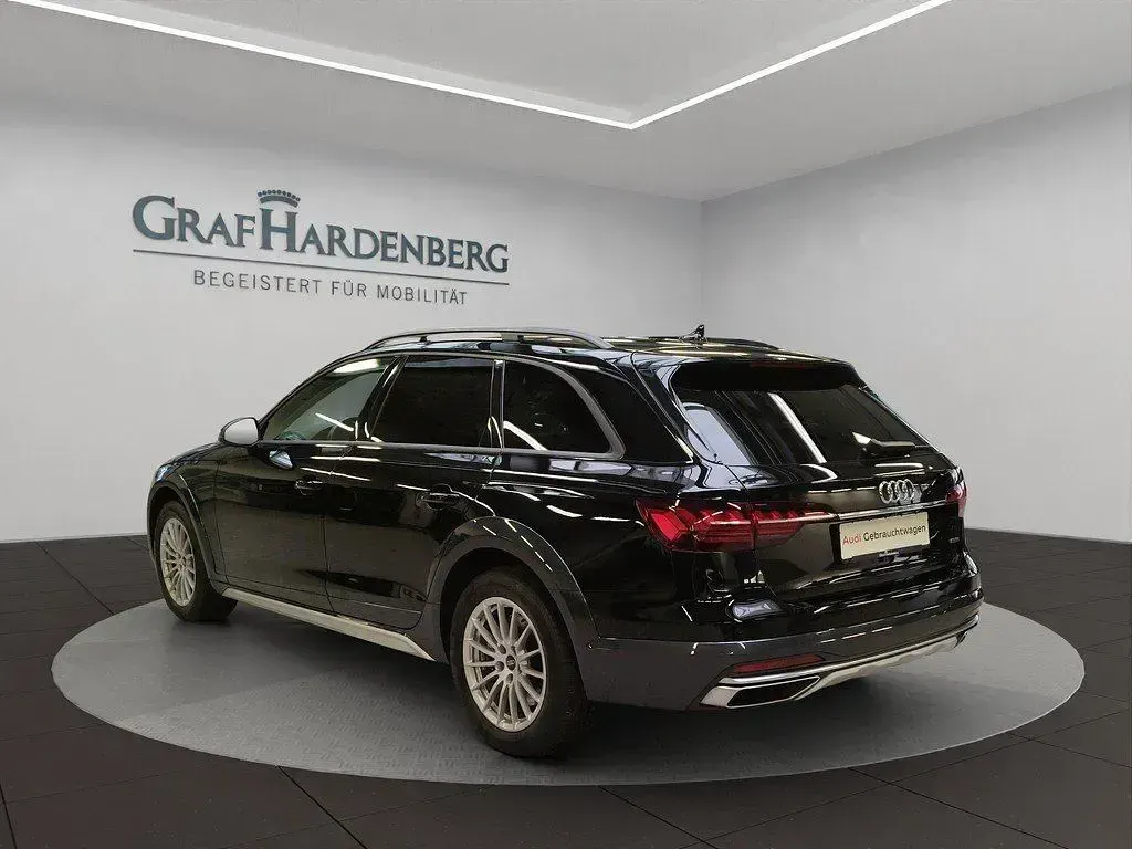 Gebraucht Audi A4 Allroad Ambiente 265 PS (194 kW) 2023 Brillantschwarz Kombi